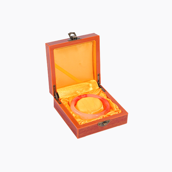 Wooden box with lock for secure storage of bracelet